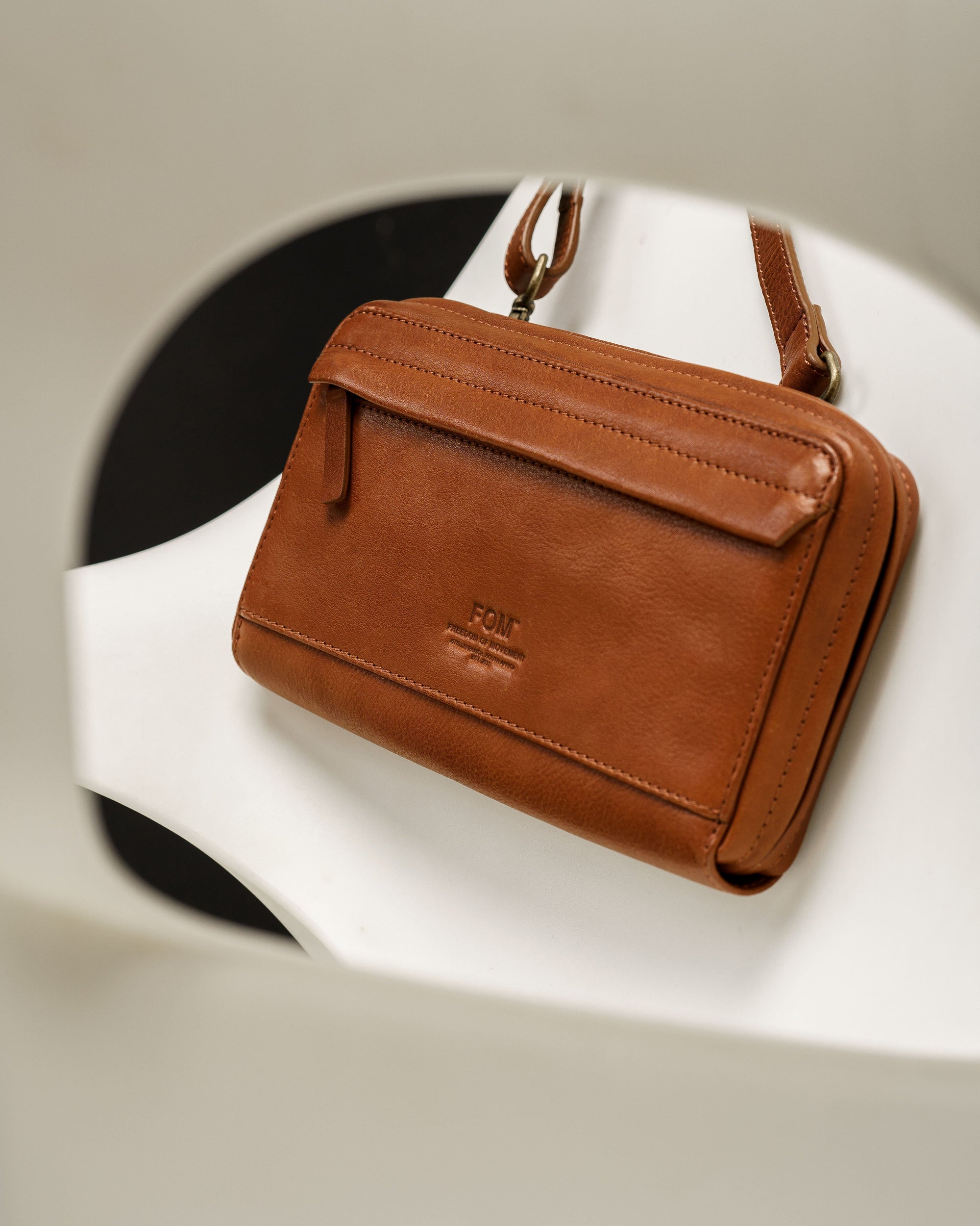 FOM Crossbody Wallet - Pecan