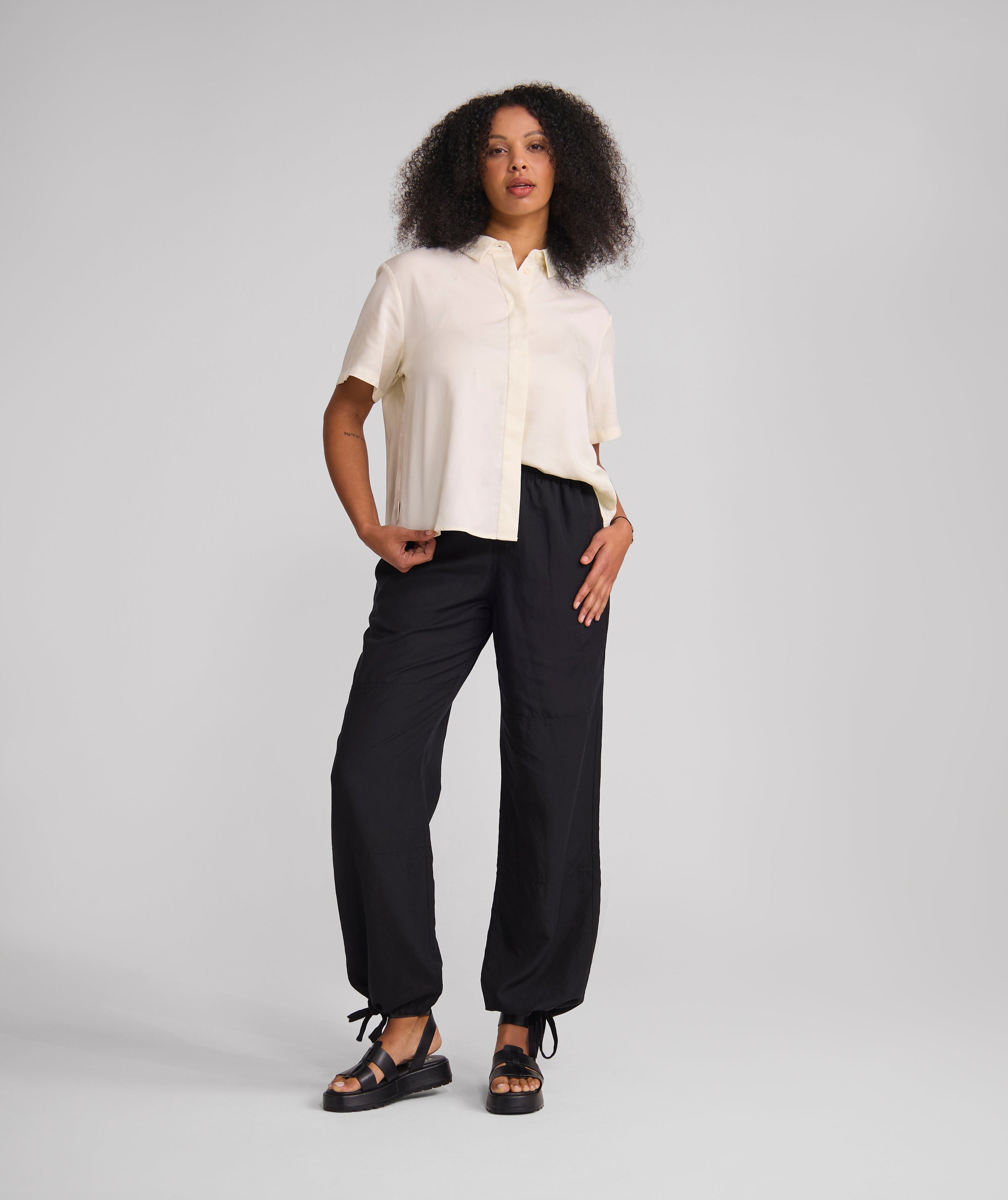Ladies Short Sleeve Lyocell Shirt - Light Butter